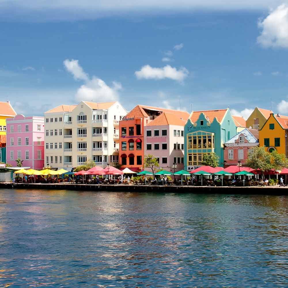 Curacao International Airport exterior