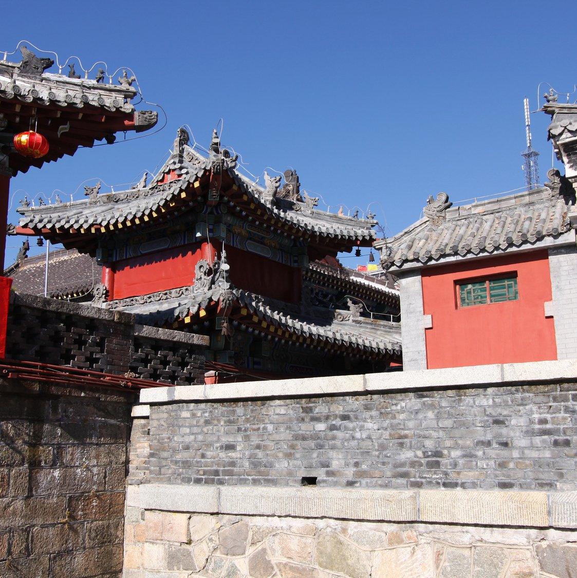Linyi Shubuling Airport exterior